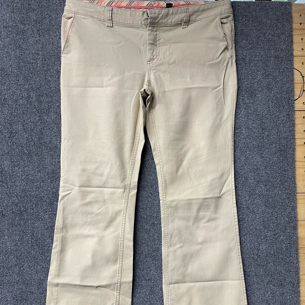 Khaki pants